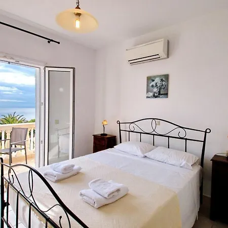 וילה Kleismata Sleeps 6